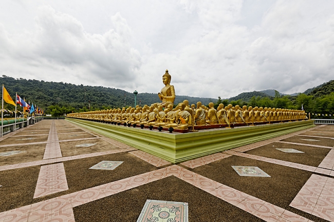 Magha Puja Buddhist Memorial-051
